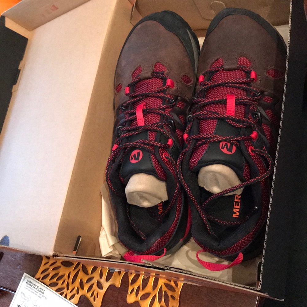 NWT Merrell all out blaze 2 sneakers